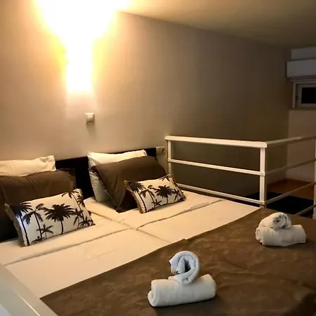 Seadream Apartment,50m From The 아파트