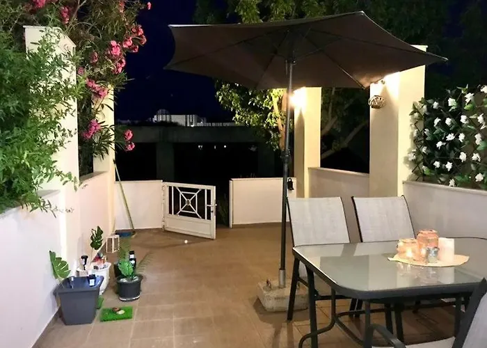 Seadream Apartment,50m From The 아파트 팔리라키